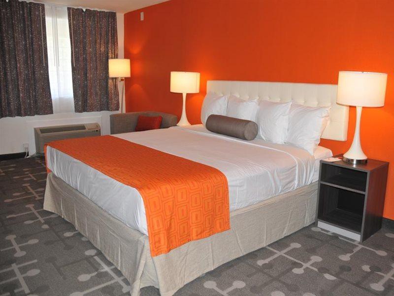 Howard Johnson By Wyndham Florence Extérieur photo