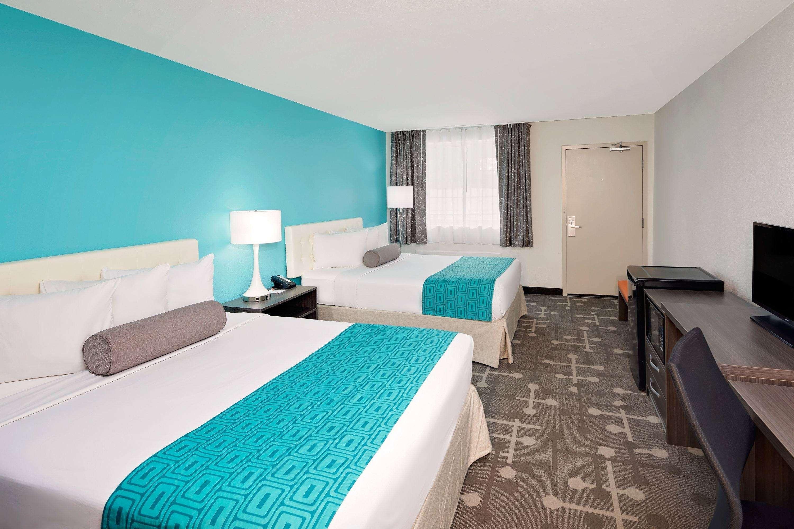 Howard Johnson By Wyndham Florence Extérieur photo