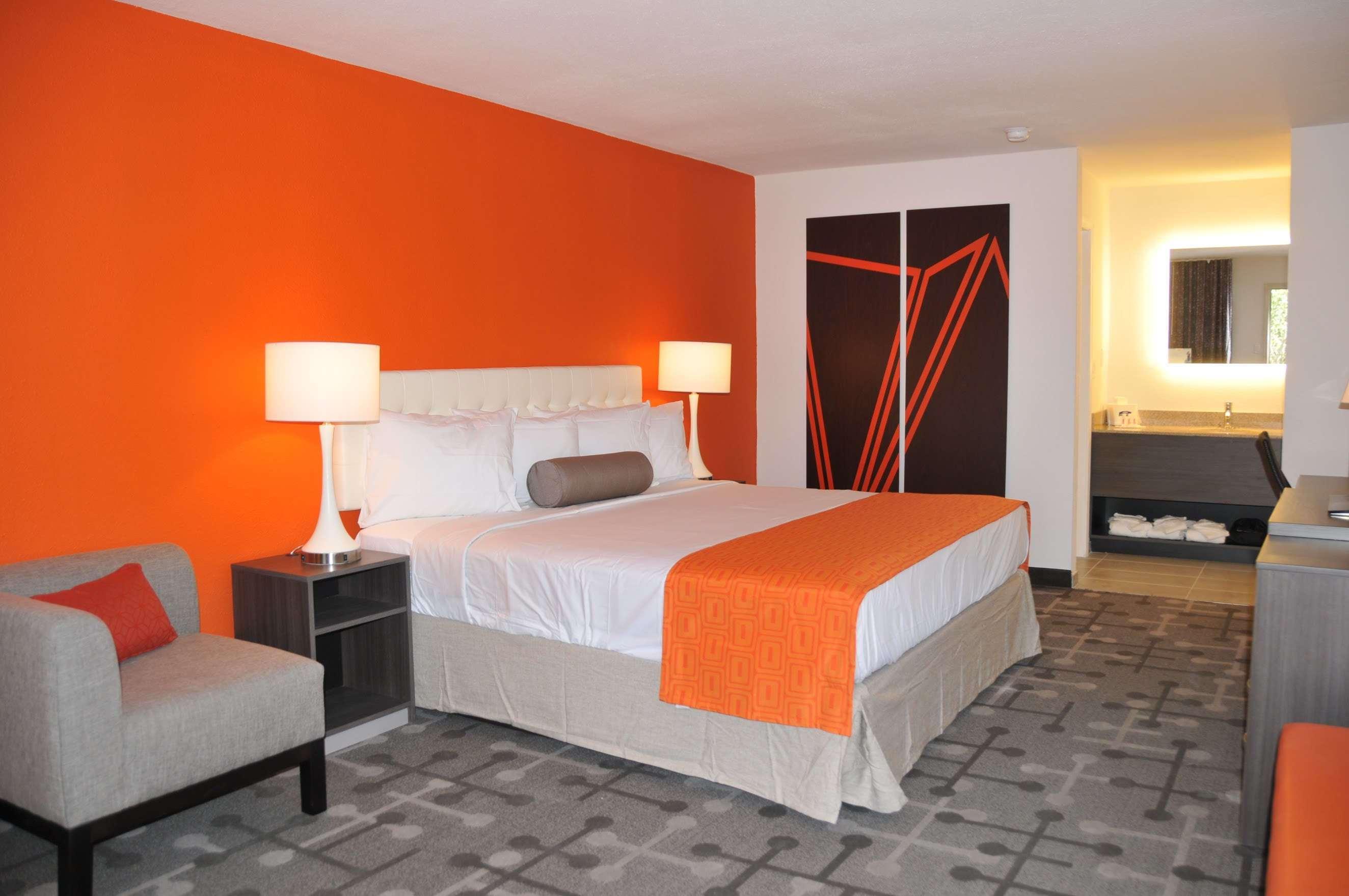 Howard Johnson By Wyndham Florence Extérieur photo