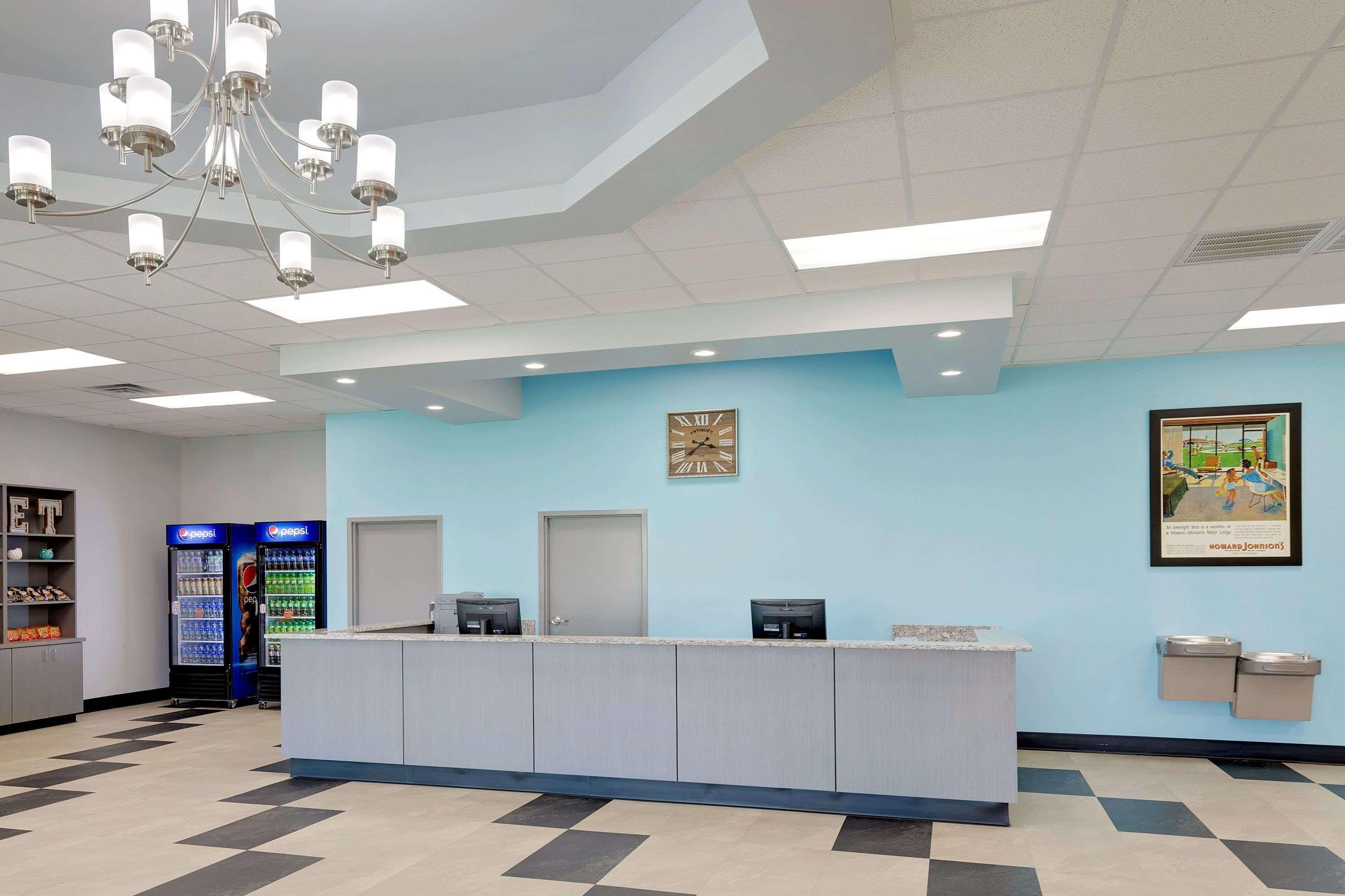 Howard Johnson By Wyndham Florence Extérieur photo