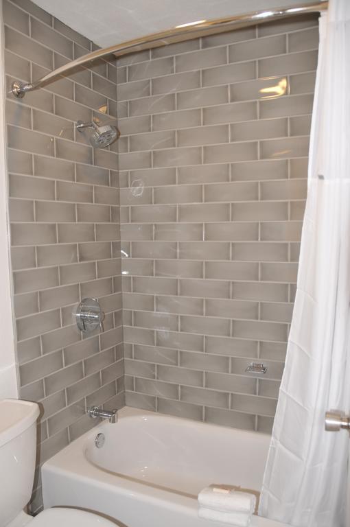 Howard Johnson By Wyndham Florence Extérieur photo